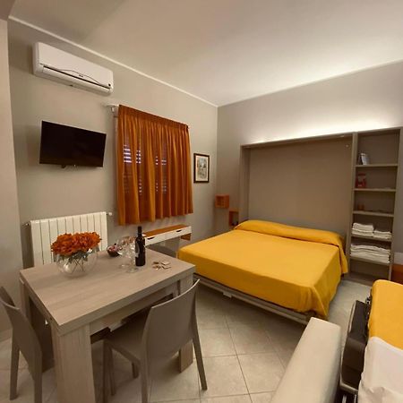 Casa Mya Apartment Monopoli Bagian luar foto