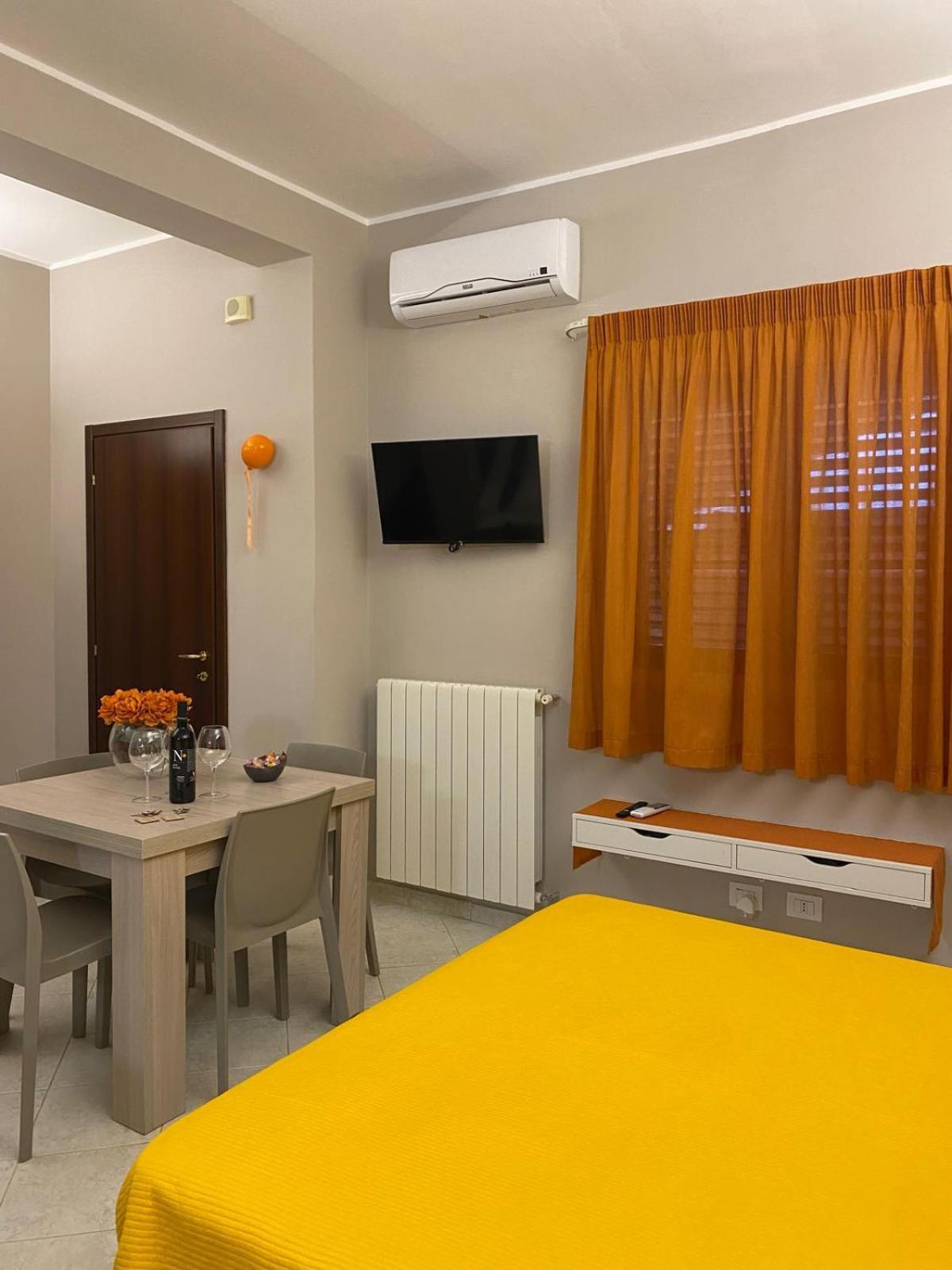 Casa Mya Apartment Monopoli Bagian luar foto