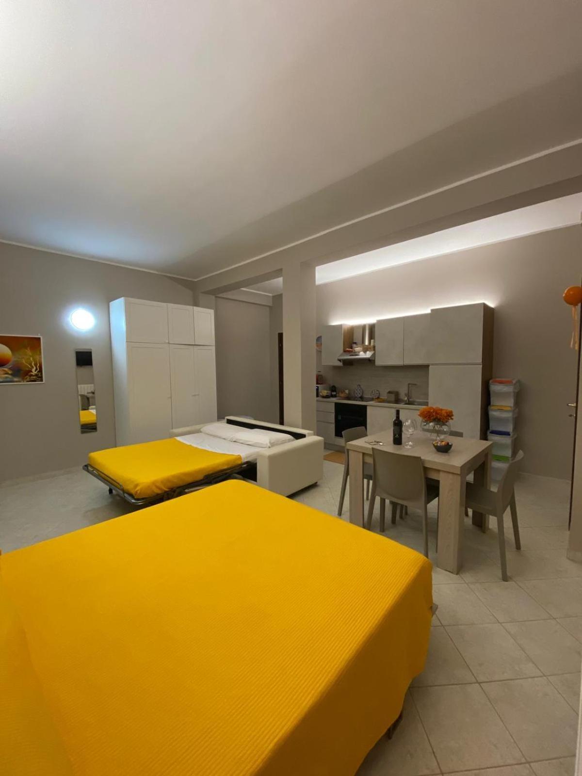 Casa Mya Apartment Monopoli Bagian luar foto